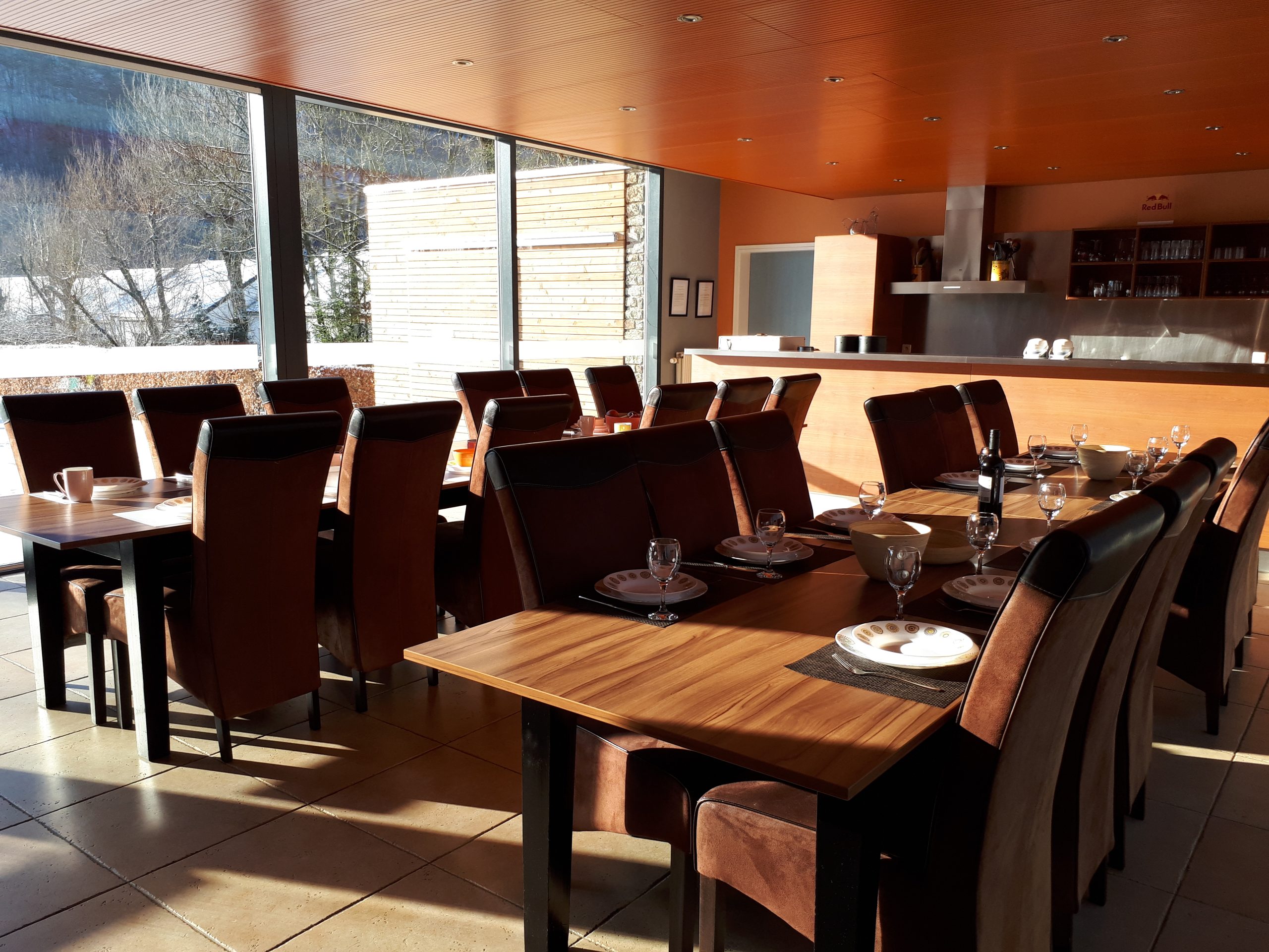 Salle à manger lumineuse